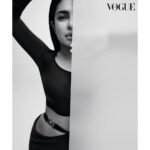 Priyanka Chopra Instagram – 🖤 @vogueaustralia