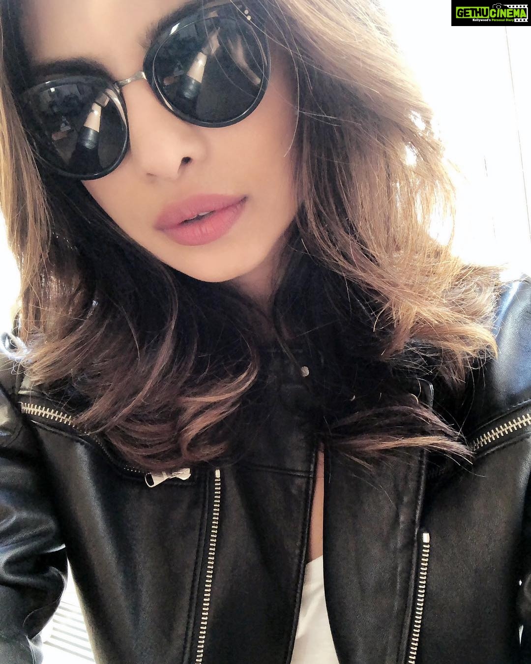 Priyanka Chopra Instagram - Travel time.. again.. and House hunting! #quantico3 New York, New York