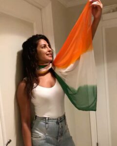 Priyanka Chopra Instagram - Independence Day #Vibes 🇮🇳#MyHeartBelongsToIndia #happyindependencedayindia #jaihind