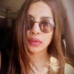 Priyanka Chopra Instagram – Berlin bound but selfie first. #summertimefeels