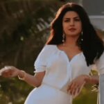 Priyanka Chopra Instagram – Well hello Monday…It’s gonna be a big week because there’s just 3 days to go for #Baywatch!