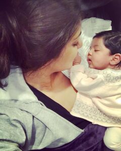 Priyanka Chopra Instagram - Masis precious @chickyp85 @shireen_shiva_rose #babytime #besthugsever💗 #weekendgetaway