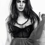 Priyanka Chopra Instagram - 🖤 Fridaze @marieclairemag #TGIF