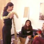 Priyanka Chopra Instagram - #SneakPeek to a fun girls' night in with @thejohannabraddy & @jazmasri & @DiariesOfDiana... Check out fb.com/priyankachopra for the full video... #ComingSoon @AJIOLife #DoubtIsOut