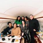 Priyanka Chopra Instagram - Crew!! ❤️ I’m so thankful for my family. Thank you all for being a part of this amazing moment with me. My team without who I would never be able to do any of it. Grateful. Missed u @nickjonas ❤️ Happy birthday @divya_jyoti 🙏🏽 @drmadhuakhourichopra @anjula_acharia @danasupnick @diariesofdiana @papakjonas @mamadjonas @taylorpoebrieske @emeraldlily__ @chartytwothumbs #vivekkamath #rohanakhouri #scottschachter 📸: @amberasaly #MatrixResurrections San Francisco, California