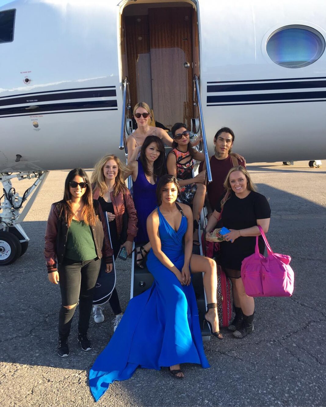 Priyanka Chopra Instagram - Team PC hustling back to LA.. From #billboardmusicawards to #internationalupfronts .. Always on the go!! @kelilee7 @anjulaacharia @danasupnick @jenn_din @stephaniebbmakeup @castillo_13 @danicaek fly fly..