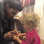 Priyanka Chopra Instagram - Getting our mani on!! Rowen was our star guest on set! Everyone catering to this gorgeous lil diva! #StephanieMclaughlin #JakeMclaughlin