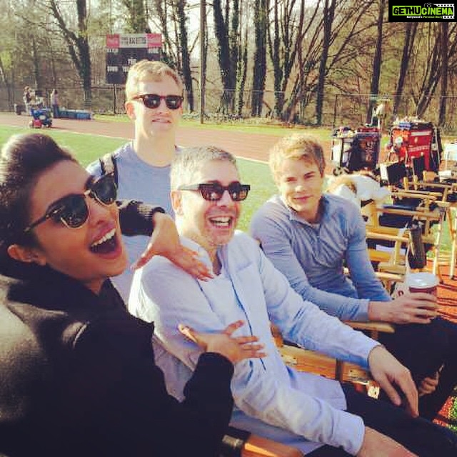 Priyanka Chopra Instagram - On set shenanigans!!! #Quantico @joshsafran @thedogchuck @hunterfryellis
