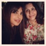 Priyanka Chopra Instagram - Bua on set!! @kunalbhogal #zanjeer