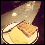 Priyanka Chopra Instagram - Breakfast in the lounge....neeeeeeeed!!!