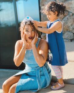 Priyanka Chopra Instagram - First Monday in May ⁣ This year’s theme: Pretty Pretty Princess ⁣ Glam and creative direction by: @sky.krishna 📸- @divya_jyoti Los Angeles, California