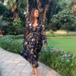 Priyanka Chopra Instagram - #OOTD 8 Walk in the park 😉 #TheSkyIsPink Delhi, India