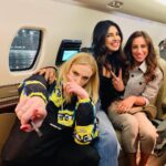 Priyanka Chopra Instagram - The #Jsisters are finally together!! @daniellejonas @sophiet ❤️😍🎉🙌🏽 State College, Pennsylvania