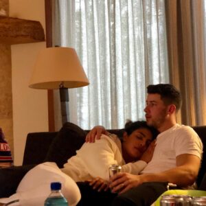 Priyanka Chopra Instagram - Home 😍