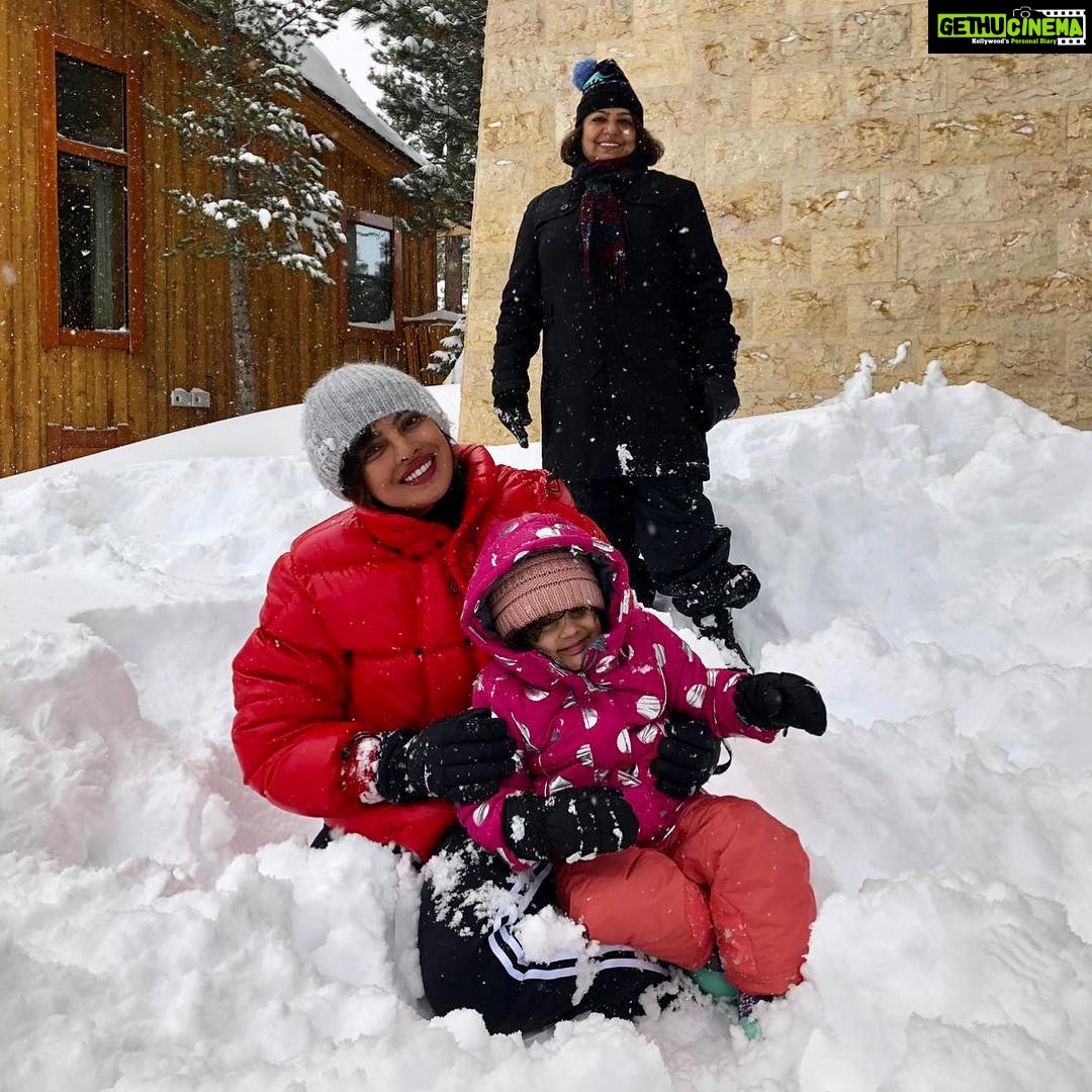 Priyanka Chopra Instagram - Winter diaries.. family. Mammoth Lakes, California
