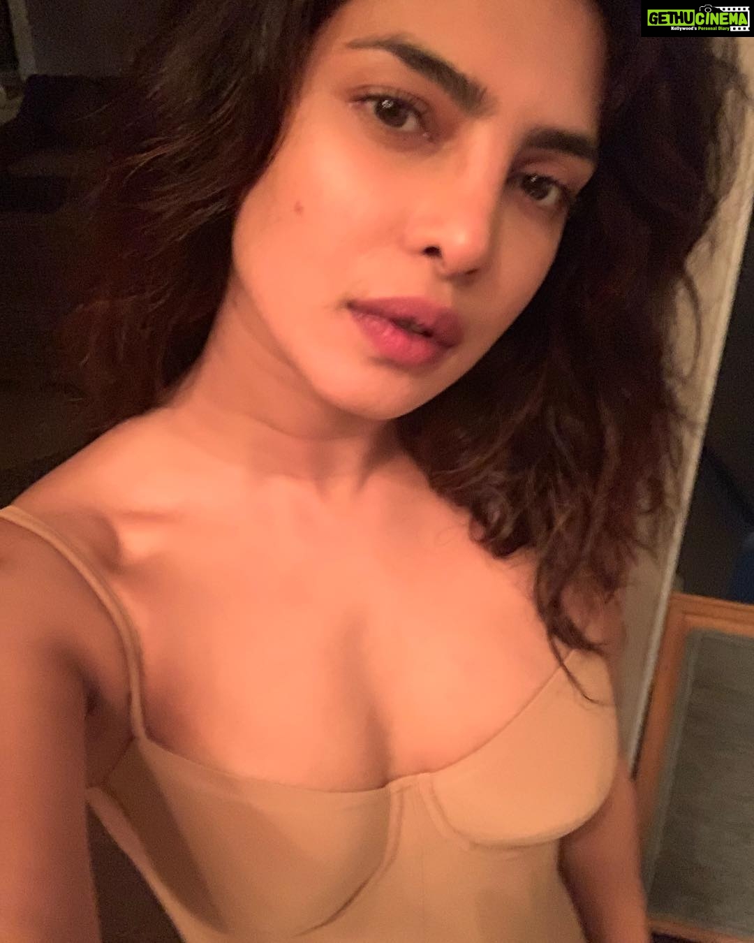 Priyanka Chopra Instagram - Coming at you 2019 😍