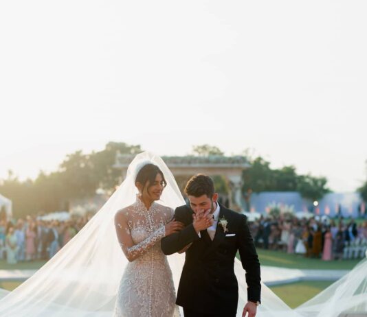 Priyanka Chopra Instagram - And forever starts now... ❤️ @nickjonas