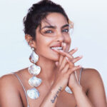 Priyanka Chopra Instagram - These earrings though! 🐚 💕@voguemagazine - LINK IN BIO . Vogue, August 2018 . Thank you @studio_jackson and @jilldemling 🖤🖤 New York, New York