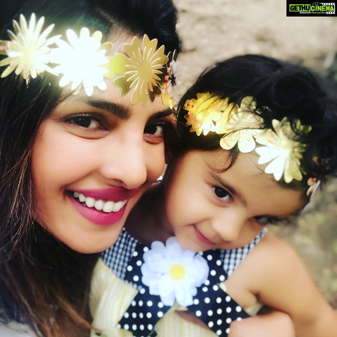 Priyanka Chopra Instagram - Baby princess..It’s the birthday girl.. @sky.krishna ❤️💋 Los Angeles, California