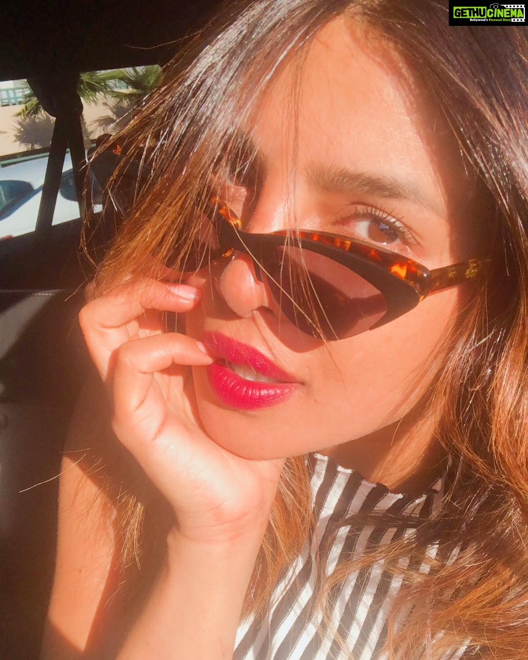Priyanka Chopra Instagram - Mmmm..the sun got me like 🌝 Beverly Hills, California