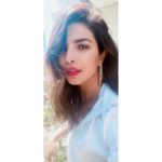 Priyanka Chopra Instagram – Oh LA…you got me like…😍 Beverly Hills, California