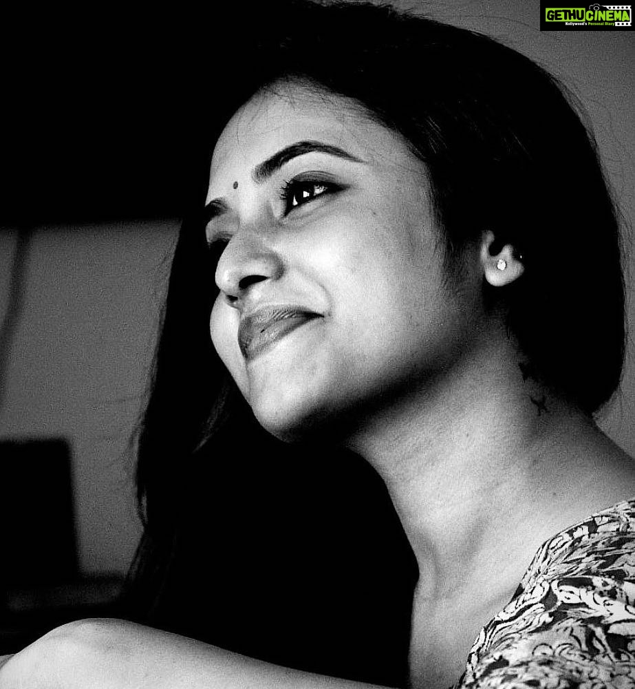 Priyanka Mohan Instagram - தமிழ் புத்தாண்டு வாழ்த்துக்கள்🌾 #tamilnewyear#newbeginnings
