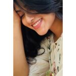 Priyanka Mohan Instagram - Thendral vandhu theendum pothu yenna vannamoo… manasula🌈