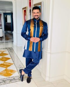 R. Madhavan Instagram - Thank you @varoinmarwah for making me feel and look  soo spiffy and comfortable at the opening ceremony .. . I have  rarely felt this way.. loved the feel and fit .. you are awesome ..❤️❤️ @varoinmarwahhomme What a spectacular time at at the #dubaiexpo2020 @visit.dubai @expo2020dubai @dubaimediaoffice.. Superbly organized.