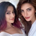 Raai Laxmi Instagram – Wait first let’s take a selfie…😝 @shamasikander #traveldieries #bestie #malta #girlytime 👯‍♀️