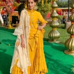 Raai Laxmi Instagram – 💛💛💛 #weddingseason #haldiholi #purenik 💛