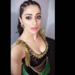 Raai Laxmi Instagram - 💖💖💖 #filmfare #jiofilmfareawards2018