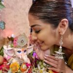Raai Laxmi Instagram - Sshhhhh 🤫🤫🤫 I and baby gannu r having some secret conversation😉😝🥰😘 #JaiGanesh #BabyBappa #GanpathiBappaMorya #lovemygannubaba 💖🥰🙏