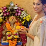 Raai Laxmi Instagram – HAPPY GANESH CHATURTHI EVERYONE 🙏💖 may lord Ganesha bless u with joy , prosperity and peace 😇💫🥰 #ganapatibappamorya #happyganeshchaturthi 💖
