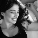 Raai Laxmi Instagram - Shhhhhhhhh... time for my sweet dreams 🤫🤭☺️😘 good night luvlies ❤️❤️❤️