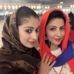 Raai Laxmi Instagram – There is always time for selfies.. no matter where we go 😀 #goldentemple ✨✨✨