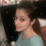 Raai Laxmi Instagram - Good morning luvlies 😘 #raiseandshine ❤️😘☕️