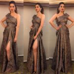 Raai Laxmi Instagram – Wat a fabulous evening #siima2016 wearing a gorgeous creation of @sonaakshiraaj ,jewellery @minawala_jewellers 
styled by @letapisnam 😘💋❤️ #Singapore 💕💕💕