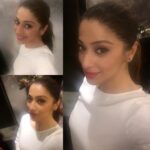 Raai Laxmi Instagram - Happy Sunday luvlies 😘💋