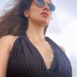 Raai Laxmi Instagram – The only way to achieve the impossible is to believe it is possible . 💖 #happyweekend 💖