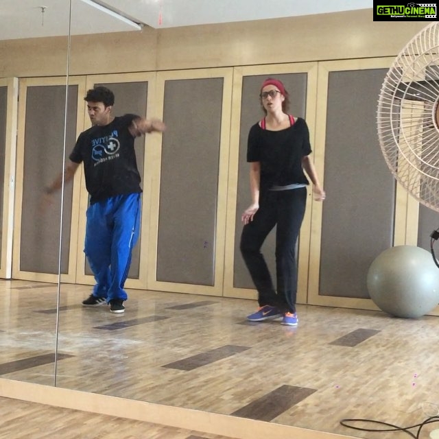 Raai Laxmi Instagram - Nobody knows wat I m feeling inside ๐ถ๐ผ love dancing #my passion #julie2 #sardargabarsingh #bangaloredays #sowcarpettai ๐ getting ready I can dance till I drop๐#workhardplayharder๐๐๐ #workshop trying something new n I m loving it ๐โค๏ธ๐๐ coming soon ๐๐