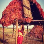 Raai Laxmi Instagram - Happy Dhanteras luvlies 💰💰💰 have a fab #Diwali celebrations God bless 😇🌟🌟🌟🌟💥💥💥 love u lots muahh ❤️😘