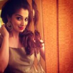 Raai Laxmi Instagram - Mirror is my best friend ☺️😘
