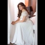 Raai Laxmi Instagram - I only look back to see how far I have come .😊☺️😘💕