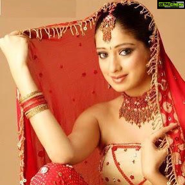 Raai Laxmi Instagram - Haha just got this very old pic of mine!π³π this was my first portfolio shoot of my career from where it all started # memories # schooldays #steppingstone # experiences # struggle #sacrifices happiness #ups n downs # mistakes #pleasure #success #love all of these made me the person who I am today π π u will get to learn so much more from ur own experience ! Nothing like it ! Never depend on anyone to make ur life better! our life is in our hands πI always believed wat u accept is wat u should expect ππ #realization is the best medicine to all the problems in this world π#care #kindness #humbleness is wat it takes for a beautiful life#godiskind πππ luv u all muahh πππ