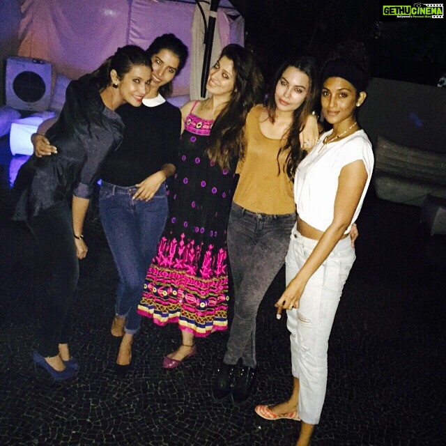 Raai Laxmi Instagram - The girly gang 💃