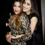Raai Laxmi Instagram - Happiest bday to the most wonderful , kind ,loving , perfectionist and beautiful soul I have known for years now @shamasikander ❤️Wishing u bundle of joy and happiness forever darling stay u and keeping shining bcoz u deserve every bit of it 😘 much much love have a fab one sweets 🍾🥳🎂🍻 cheers