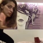 Raai Laxmi Instagram - #quarantine ke side effects 😀 😀 #stayhome but #stayhappy #justthebeginning 🌍 @sonnalliseygall @sahilgsalathia crazy besties 😅