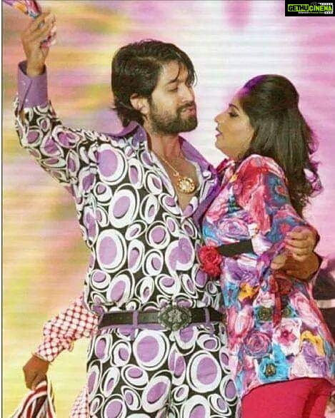 Rachita Ram Instagram - ❤️ಹುಟ್ಟು ಹಬ್ಬದ ಶುಭಾಶಯಗಳು Rocking Star Yash 🍰 Keep Rocking Always....✌️ . . . . . . . #nammasandalwood #sandalwoodadda #ashikarangnath #RachitaRam #kannada #sandalwoodactress #nabhanatesh #Gorgeous #SouthIndian #Karnataka #KannadaActress #Indian #payalsharma #Tollywood #TollywoodActress #sandalwood #teluguactress #Mysore #kfi #radhikakumarswamy #rashmika_mandanna #rachitaram #haripriya #amulya #ashikarangnath #pooja #kicchasudeep #yash #darshan #punithrajkumar