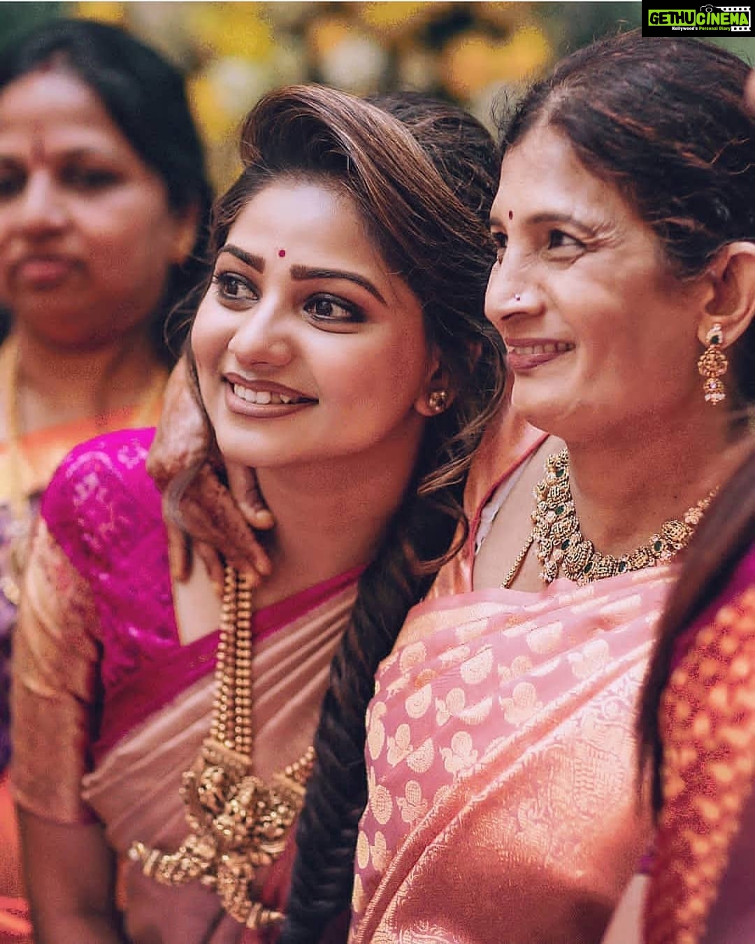 Rachita Ram Instagram - Hello Guys Yelru Hegiddira 🙈 ❤️