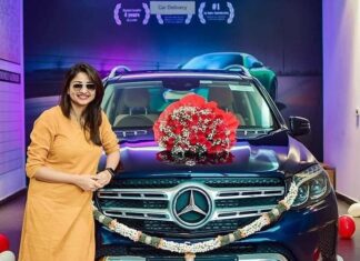 Rachita Ram Instagram - 🙈My New Car....😍 . . . . . . . . . . . #nammasandalwood #sandalwoodadda #ashikarangnath #RachitaRam #kannada #sandalwoodactress #nabhanatesh #Gorgeous #SouthIndian #Karnataka #KannadaActress #Indian #payalsharma #Tollywood #TollywoodActress #sandalwood #teluguactress #Mysore #kfi #radhikakumarswamy #rashmika_mandanna #rachitaram #haripriya #amulya #ashikarangnath #pooja #kicchasudeep #yash #darshan #punithrajkumar